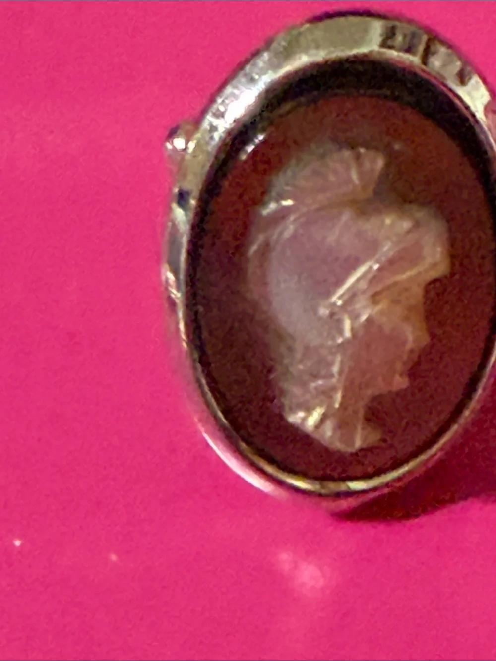 SWANK Signed  Silver-Tone Iridescent Cameo Cuff Links Vintage 70s